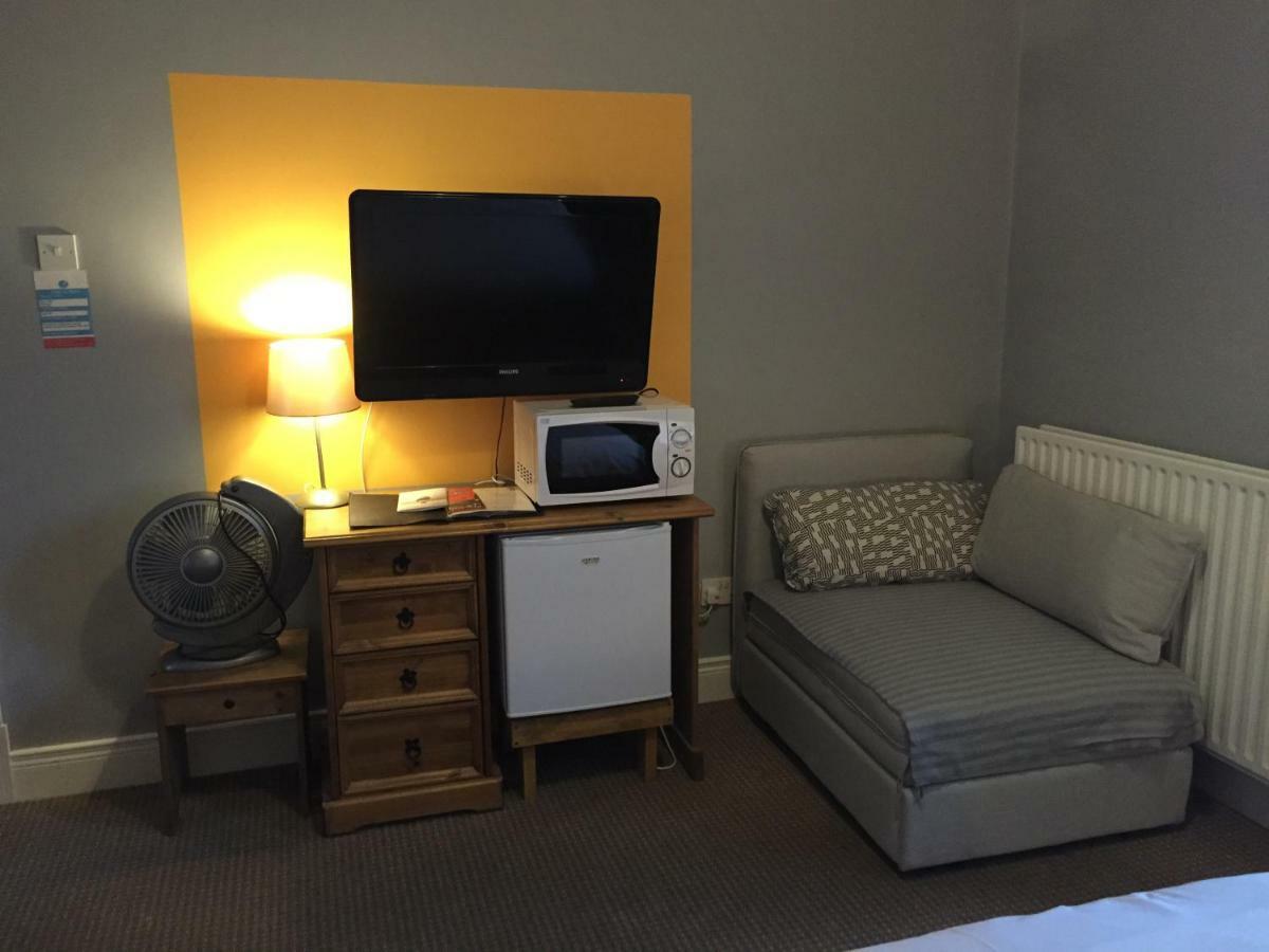 The Keep Guesthouse Carrickfergus Bagian luar foto